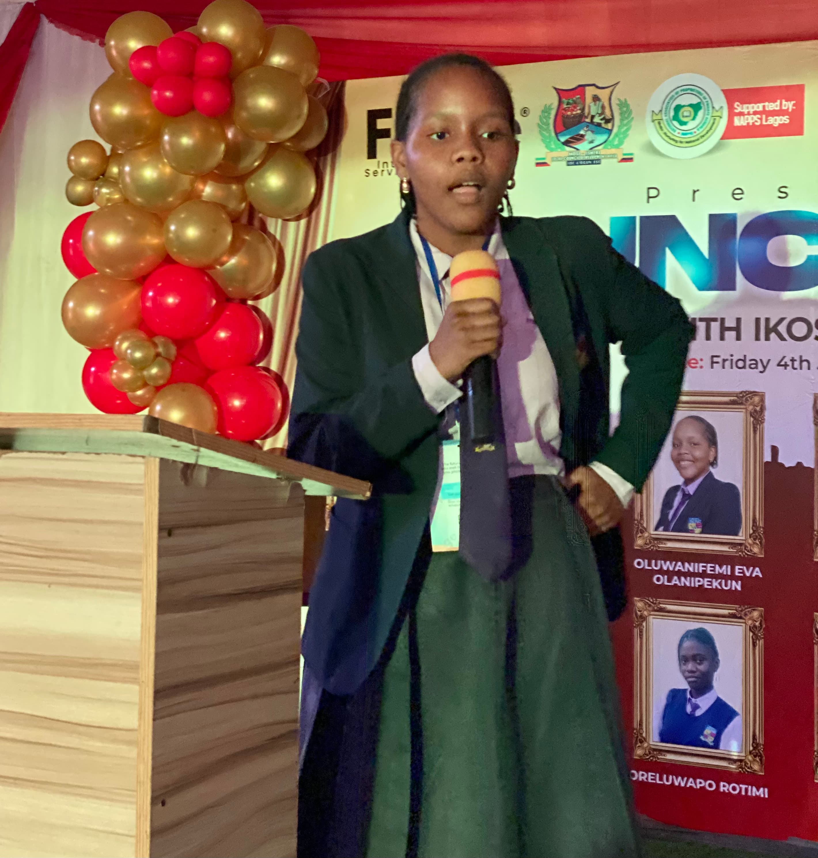 LaunchPad 2024 event - Students presenting their business ideas